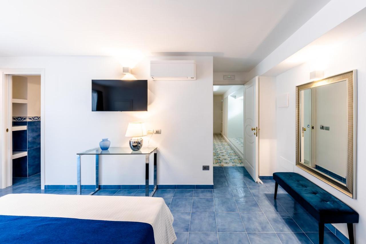 Beb Palazzo Mancini Bed & Breakfast มินอริ ภายนอก รูปภาพ