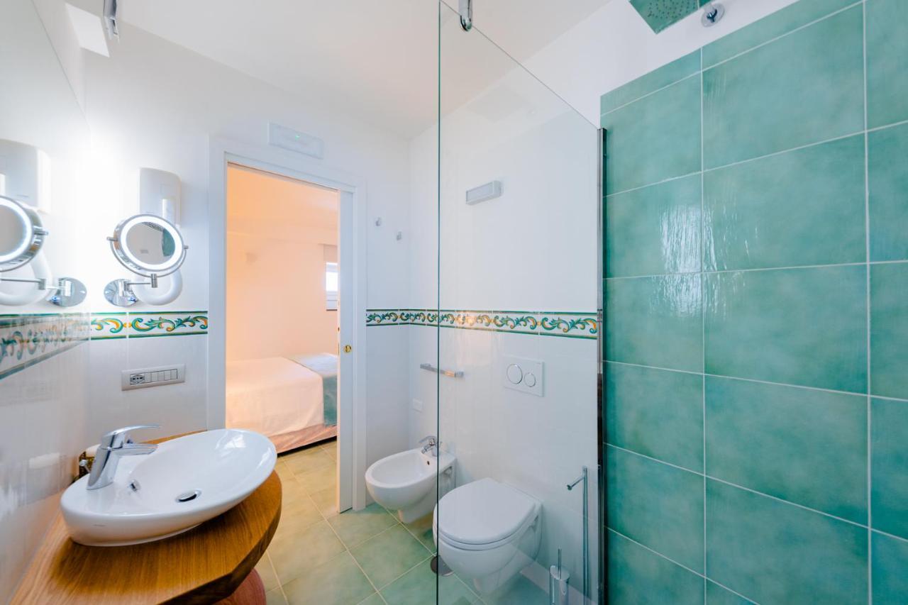 Beb Palazzo Mancini Bed & Breakfast มินอริ ภายนอก รูปภาพ